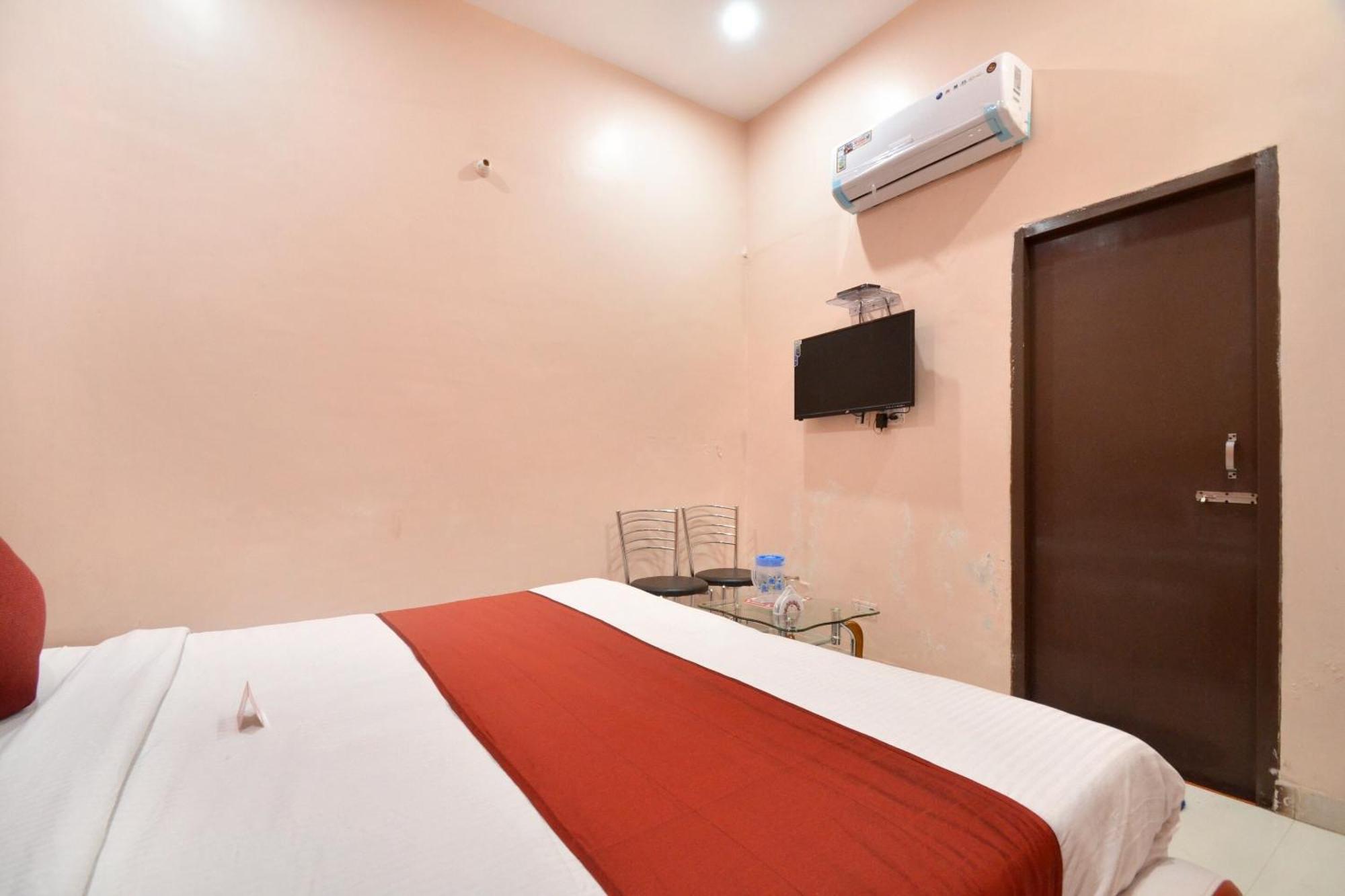 Hotel O Galaxy Nayagaon Zewnętrze zdjęcie