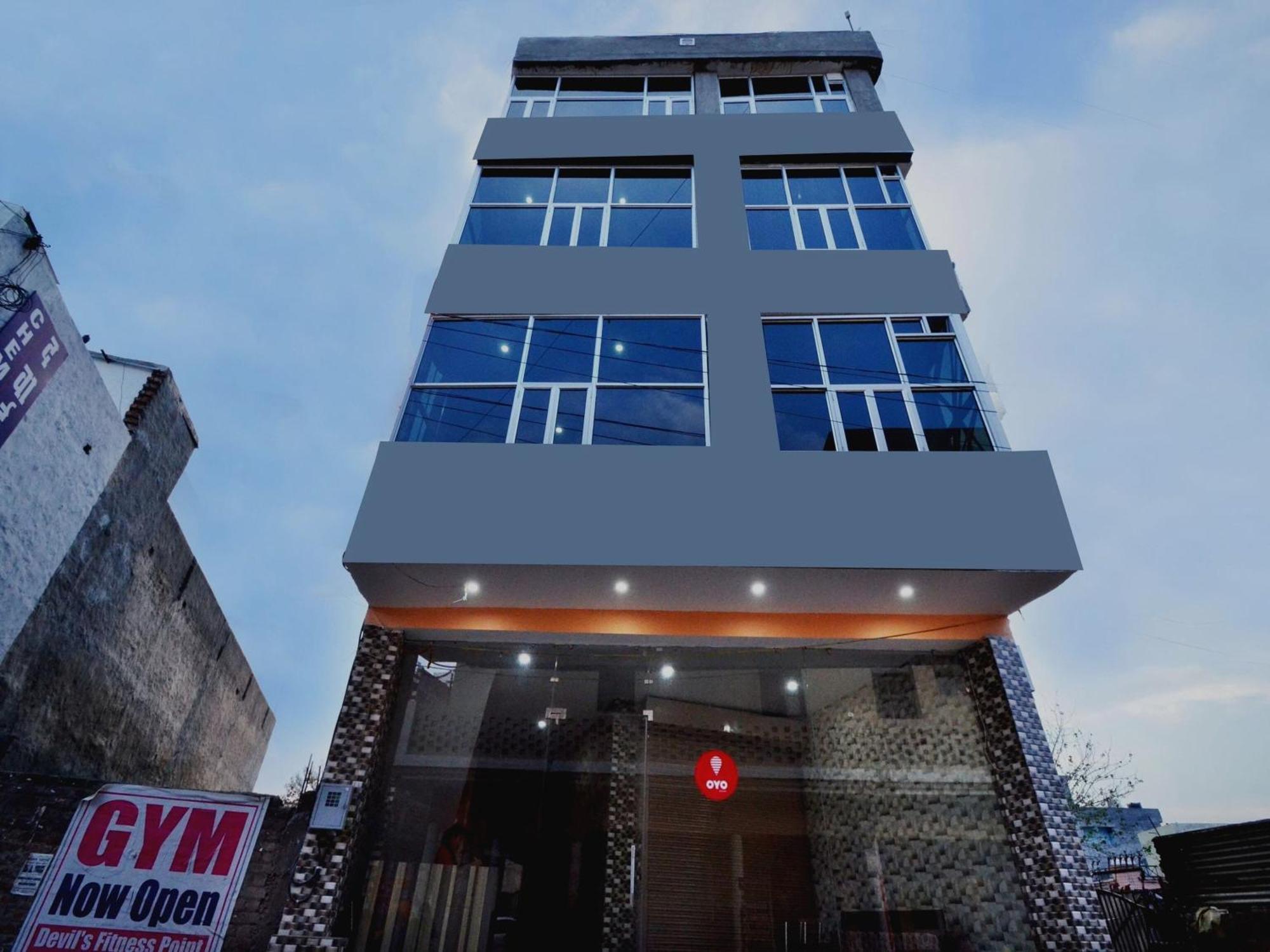 Hotel O Galaxy Nayagaon Zewnętrze zdjęcie