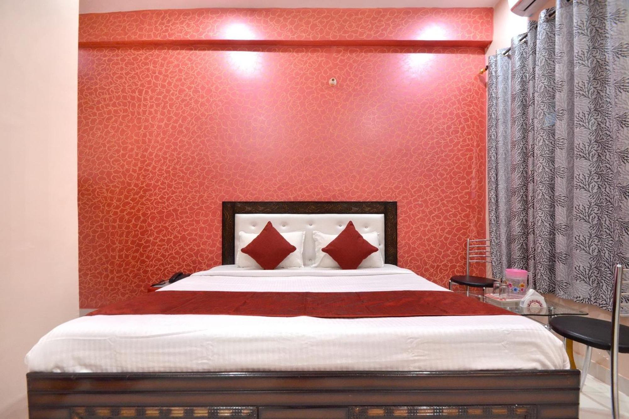 Hotel O Galaxy Nayagaon Zewnętrze zdjęcie